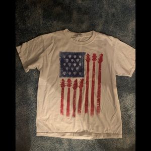Boys American 🇺🇸 guitar tshirt